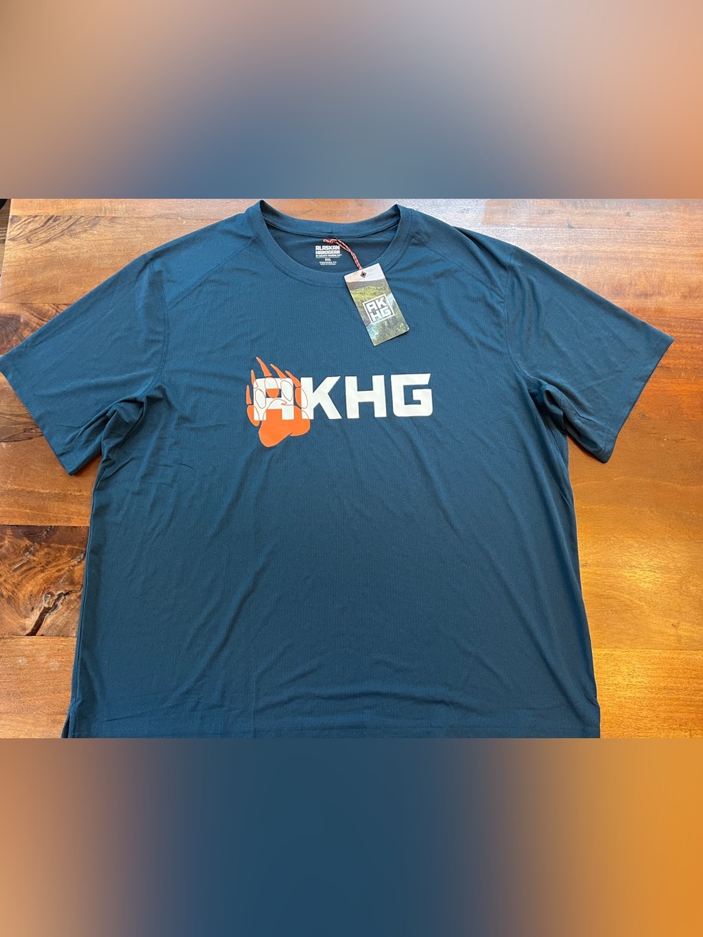 NWT Duluth Trading Co. AKHG Tun-Dry Men’s Blue Graphic Logo Crew T-Shirt 2XL